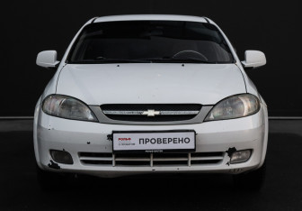 Подержанный автомобиль Chevrolet Lacetti Hatchback 2011 года (2 фото)