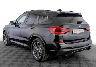 Подержанный автомобиль BMW X3 2021 года (7 фото)