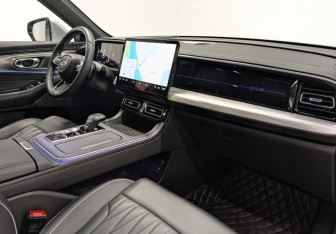 Новый GAC GS8 2024 (9 фото)