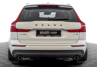 Подержанный автомобиль Volvo XC60 2019 года (6 фото)