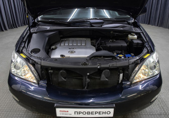 Подержанный автомобиль Lexus RX 2008 года (9 фото)