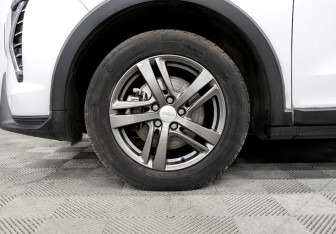 Подержанный автомобиль Haval Jolion 2024 года (18 фото)