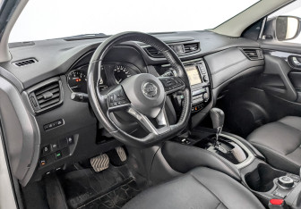 Подержанный автомобиль Nissan Qashqai 2019 года (16 фото)