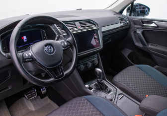 Подержанный автомобиль Volkswagen Tiguan 2019 года (9 фото)