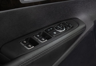 Подержанный автомобиль Kia Sorento 2017 года (18 фото)