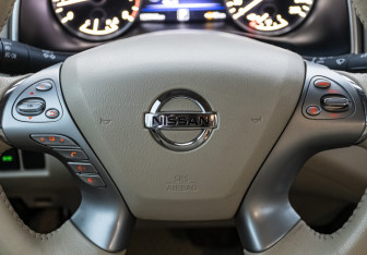 Подержанный автомобиль Nissan Murano Suv 2021 года (9 фото)