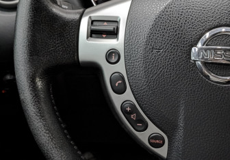 Подержанный автомобиль Nissan Qashqai 2011 года (25 фото)