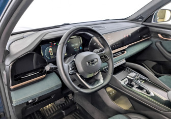 Подержанный автомобиль Geely Monjaro 2024 года (16 фото)