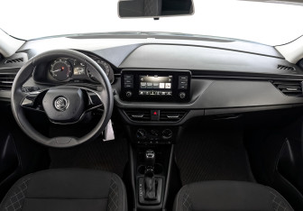 Подержанный автомобиль Skoda Rapid Liftback 2020 года (14 фото)