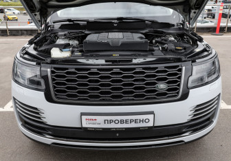 Подержанный автомобиль Land Rover Range Rover 2018 года (9 фото)