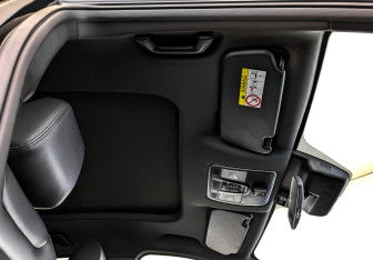 Подержанный автомобиль Evolute i-JOY 2023 года (23 фото)