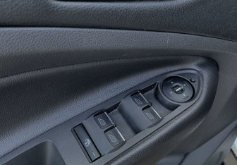 Подержанный автомобиль Ford Kuga 2014 года (14 фото)