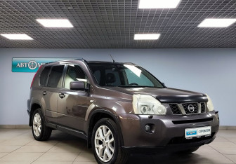 Подержанный автомобиль Nissan X-Trail 2007 года (3 фото)