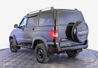 Подержанный автомобиль УАЗ Patriot 2024 года (7 фото)