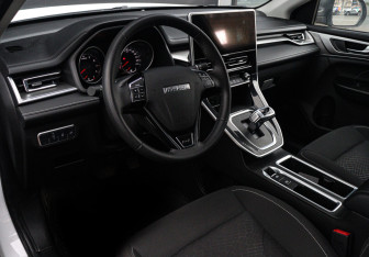 Подержанный автомобиль Haval M6 2024 года (11 фото)