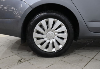 Подержанный автомобиль Skoda Octavia Liftback 2014 года (9 фото)