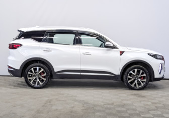 Подержанный автомобиль Chery Tiggo 7 Pro Max 2024 года (4 фото)
