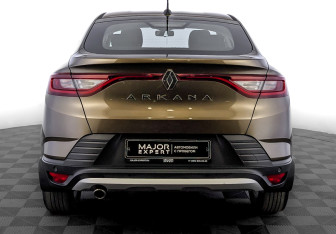 Подержанный автомобиль Renault Arkana 2020 года (6 фото)