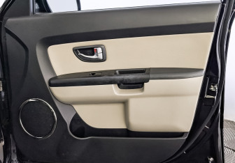 Подержанный автомобиль Kia Soul 2012 года (25 фото)