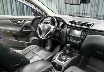 Подержанный автомобиль Nissan Qashqai 2014 года (11 фото)