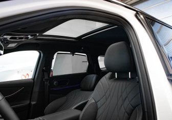 Подержанный автомобиль Jaecoo J8 2024 года (27 фото)