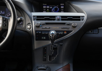 Подержанный автомобиль Lexus RX 2014 года (13 фото)