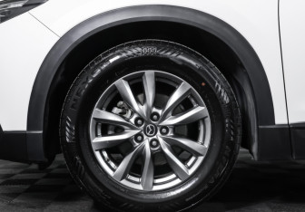 Подержанный автомобиль Mazda CX-9 2018 года (27 фото)