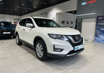 Подержанный автомобиль Nissan X-Trail 2020 года (2 фото)
