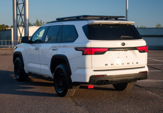 Новый Toyota Sequoia 2024 (7 фото)