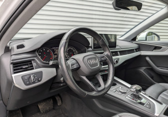 Подержанный автомобиль Audi A4 Sedan 2018 года (16 фото)