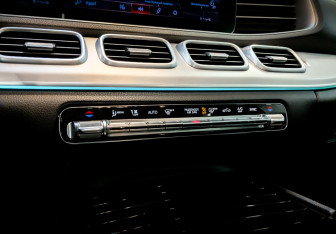 Подержанный автомобиль Mercedes-Benz GLE 2019 года (25 фото)