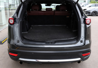 Подержанный автомобиль Mazda CX-9 2019 года (10 фото)