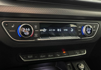 Подержанный автомобиль Audi Q5 2025 года (18 фото)