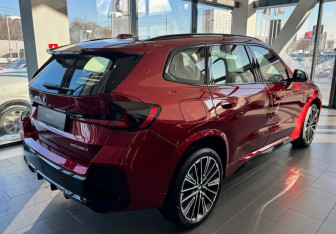 Новый BMW X1 2025 (4 фото)