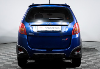 Подержанный автомобиль Chery IndiS (S18D) 2012 года (6 фото)