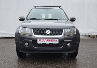 Подержанный автомобиль Suzuki Grand Vitara 2011 года (2 фото)