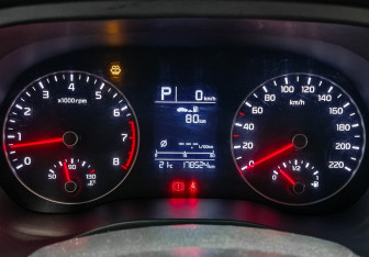 Подержанный автомобиль Kia Rio Hatchback 2021 года (15 фото)