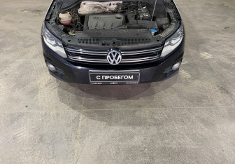 Подержанный автомобиль Volkswagen Tiguan 2011 года (13 фото)
