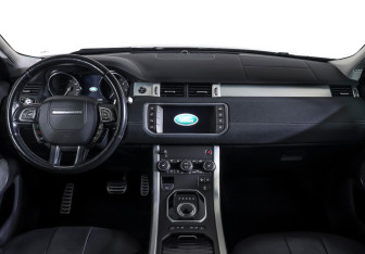 Подержанный автомобиль Land Rover Range Rover Evoque 2018 года (13 фото)