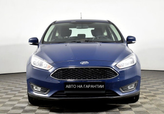 Подержанный автомобиль Ford Focus Hatchback 2017 года (2 фото)