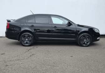 Подержанный автомобиль Skoda Octavia Liftback 2013 года (4 фото)