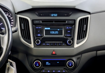 Подержанный автомобиль Hyundai Creta 2018 года (15 фото)