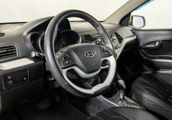 Подержанный автомобиль Kia Picanto 2011 года (13 фото)