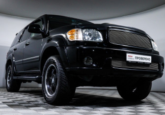 Подержанный автомобиль Toyota Sequoia 2004 года (19 фото)