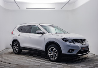 Подержанный автомобиль Nissan X-Trail 2018 года (3 фото)