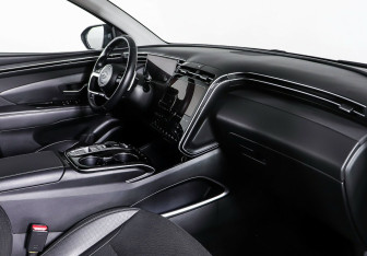 Подержанный автомобиль Hyundai Tucson 2021 года (11 фото)