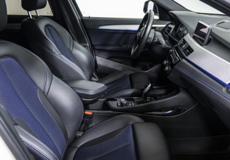 Подержанный автомобиль BMW X2 2019 года (10 фото)