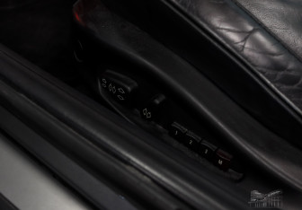 Подержанный автомобиль BMW Z4 Roadster 2004 года (23 фото)