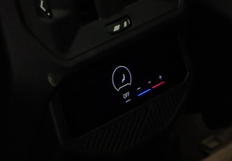 Подержанный автомобиль BMW X3 2025 года (17 фото)