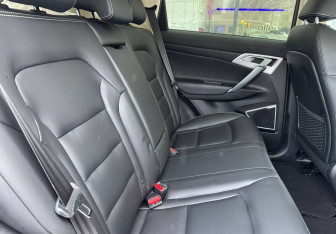 Подержанный автомобиль Geely Atlas 2018 года (11 фото)